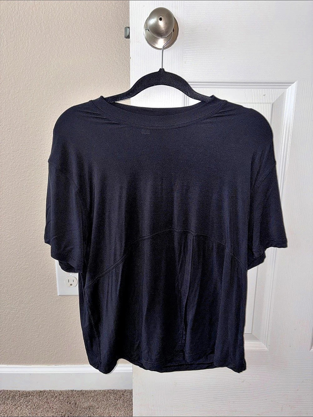 lululemon Women's Short Sleeve Athletic Top Black Size 6